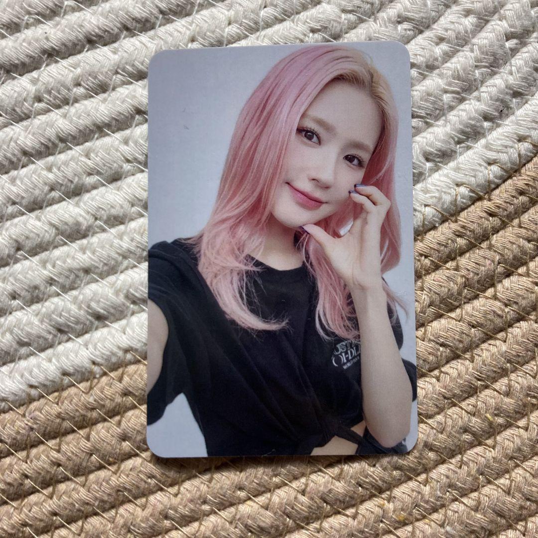 

[USED] (G)I-DLE Miyoung FC limited NEVERLAND member winning trading card