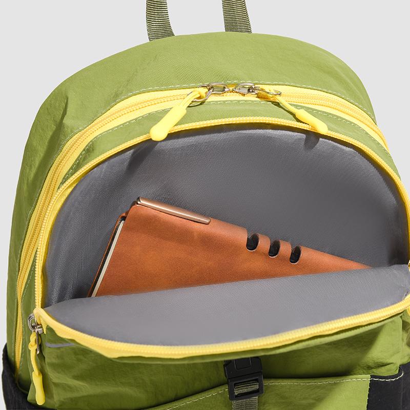 Contrast Color Stitching Outdoor Backpack Ultra Light Waterproof Backpack Large Capacity Women's Travel Bag