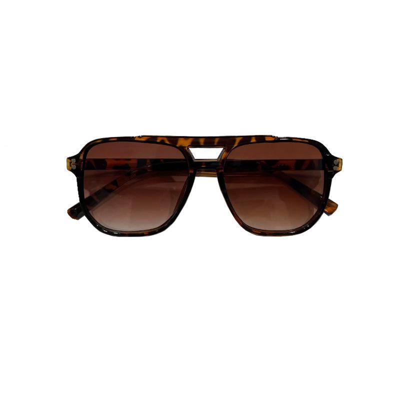 Retro Double-Bridge Sunglasses with Large Ocean Lenses - Fashionable and Simple Design