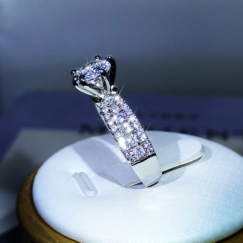 925 Silver Luxury Sparkling Six-Claw White Zircon Ring For Ladies Party Reception Jewelry Gift