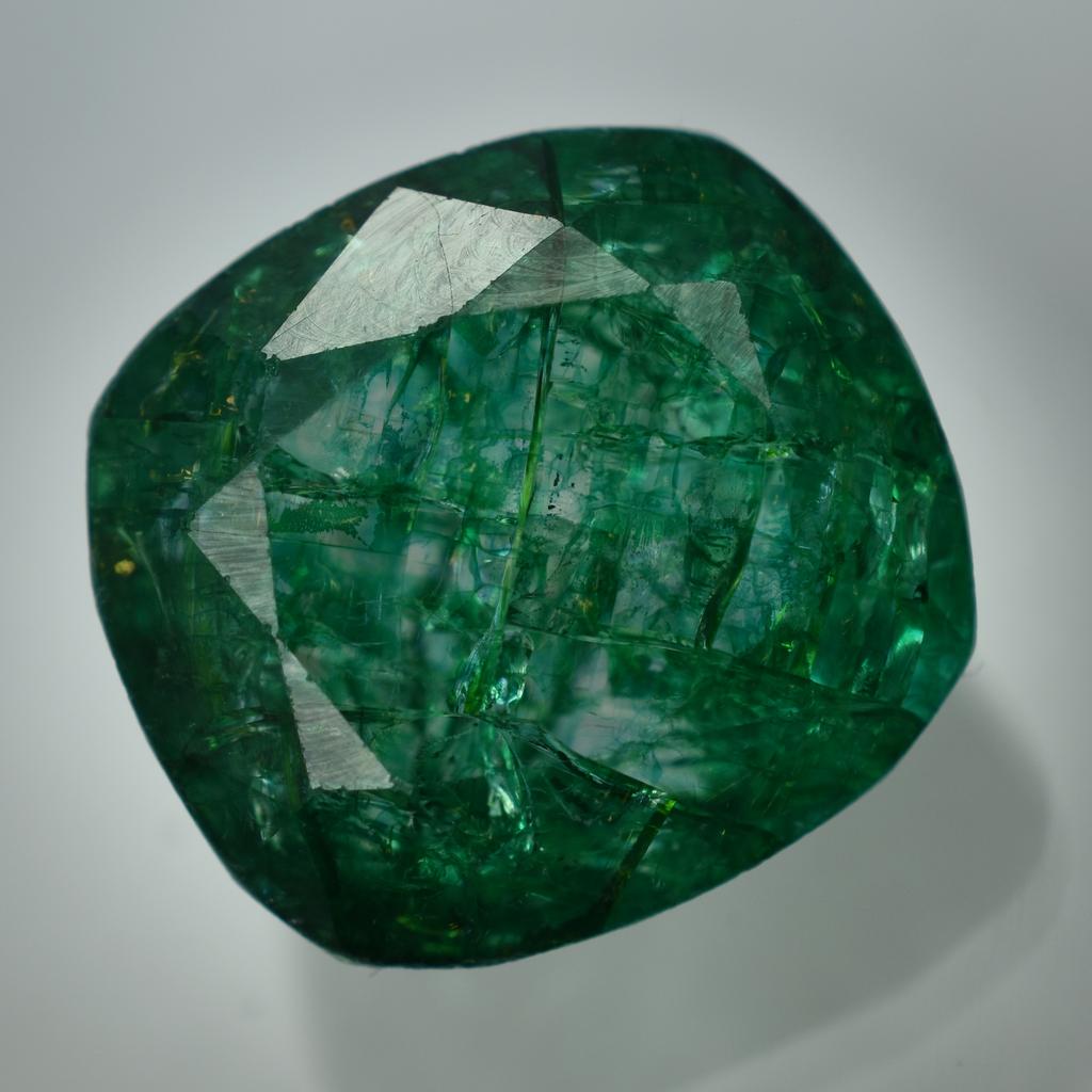 COLOMBIAN Emerald CERTIFIED 15.00 Ct Natural Green Cushion Cut Loose Gemstone S-9420