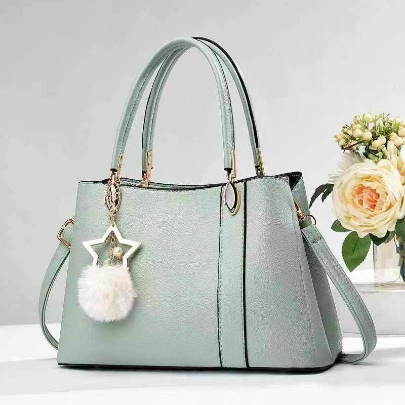 Trendy Luxury Women's Tote Bag With Chain Details Versatile Large Capacity For Everyday
