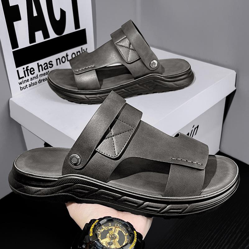 Sandals Men's 2025 New Summer Sports and Leisure Outer Wear, Light Driving and Stepping On Shit, Men's Dual-purpose Beach Sandals