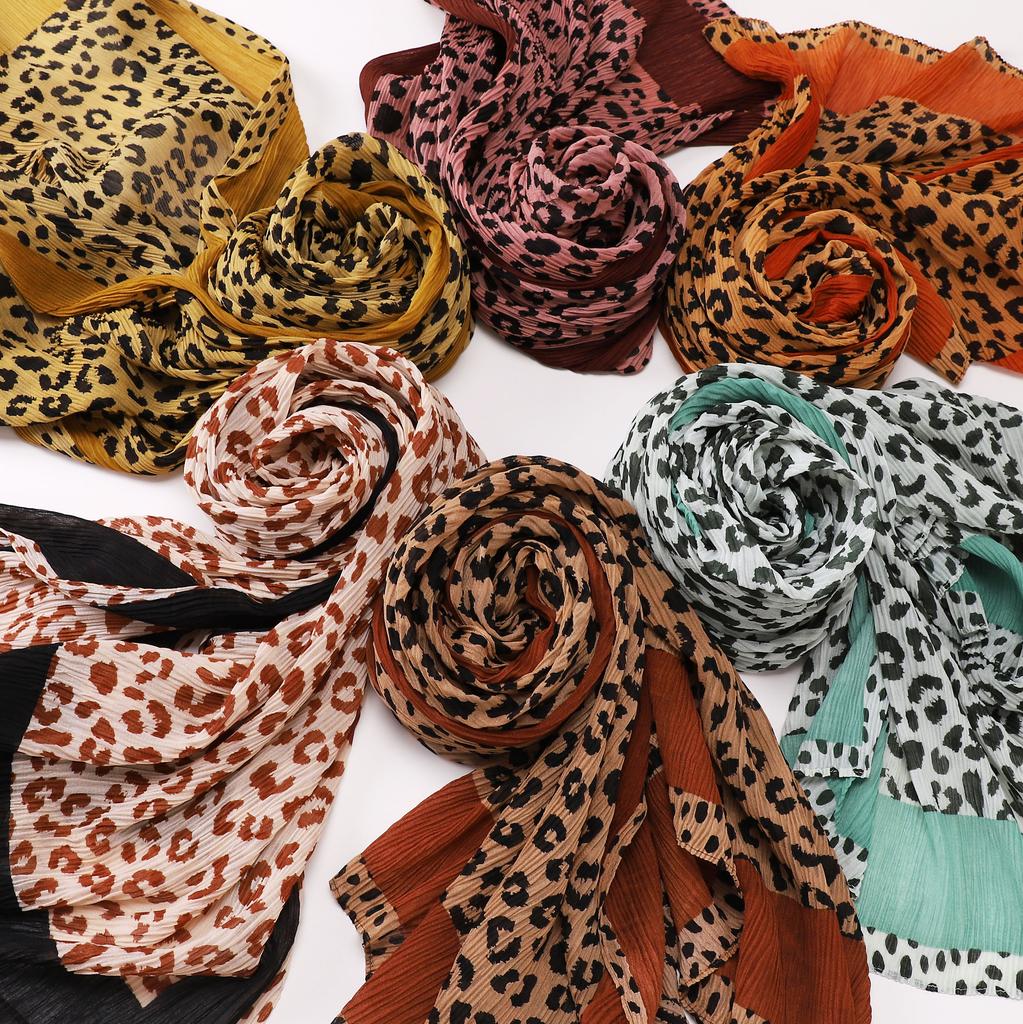 New Soft Pleated Cotton Scarf Leopard Print Hijab Islamic Solid Headscarf Crinkle Hijab Foulard Femme Musulman Wrap Bandana