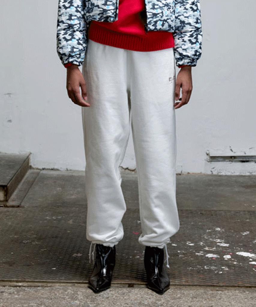 ERER Embroidered Detail Sweatpants Ivory