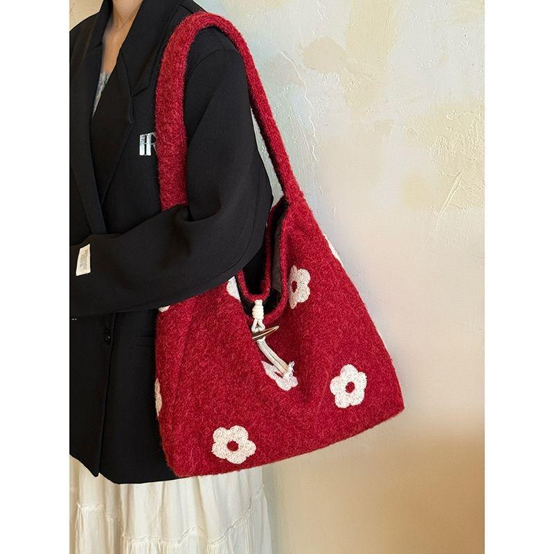 Plush flower embroidery tote bag women's new sweet niche shoulder bag large capacity plush bag