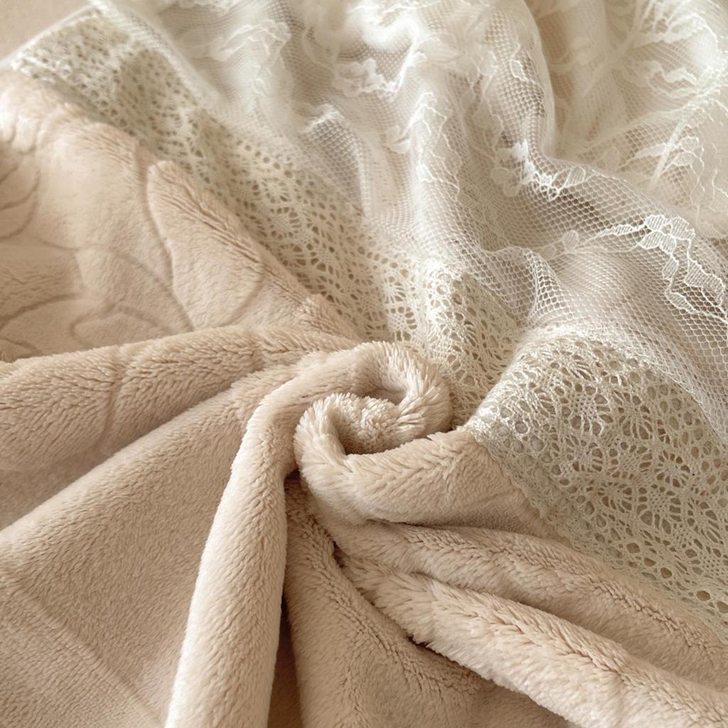 Contemporary Minimalist Carved Milk Velvet Warm Lace Bedding Set