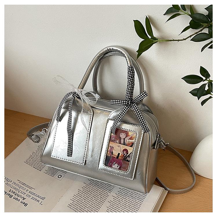 Niche bag women's spring versatile new high-end messenger bag women's portable pillow bag