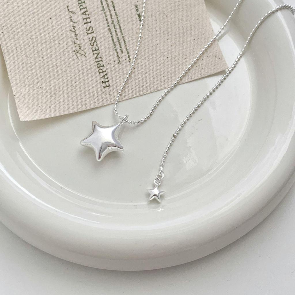 Exquisite Sweet Star Necklace for Women: Versatile, Adjustable, and Stylish Sweater Chain