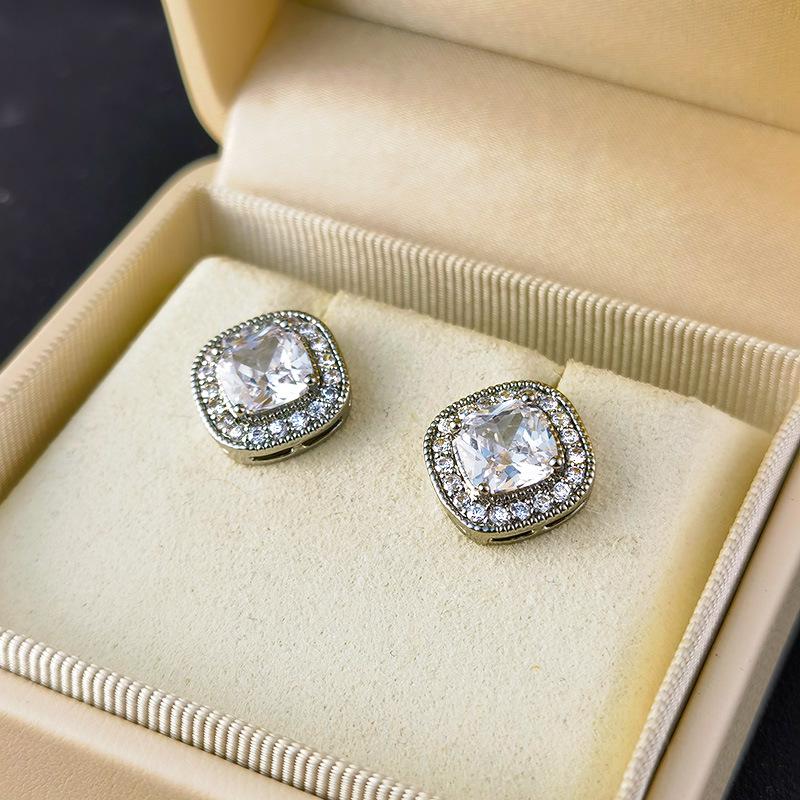 

Новый уникальный дизайн 2024 года Женские серьги-пусеты с цирконом – Игла из стерлингового серебра 925 пробы