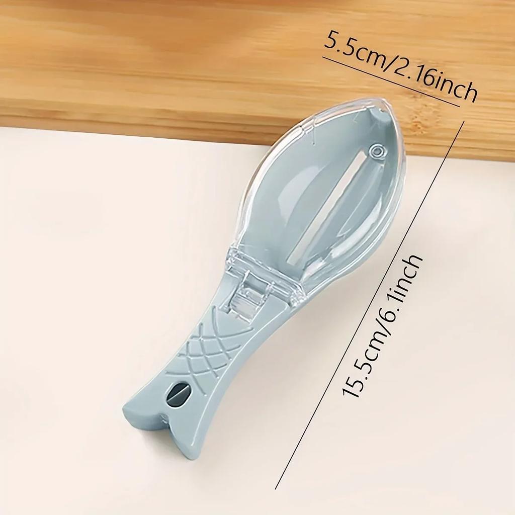 Visschubbenschaaf- en schraapgereedschap met deksel voor huishoudelijk gebruik in de keuken. Handmatig verwijderen van visschubben en zeevruchtengereedschap.