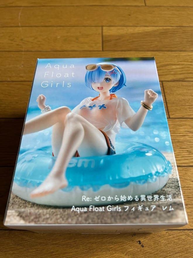 

ре: Другой мир, живущий с нуля Фигурка девушки Aqua float [Rem]