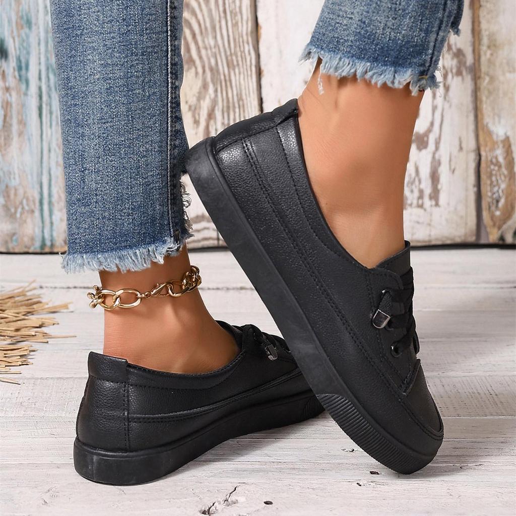 2025 Trendy Women's White Casual Canvas Shoes: Simple & Stylish for Summer Travel