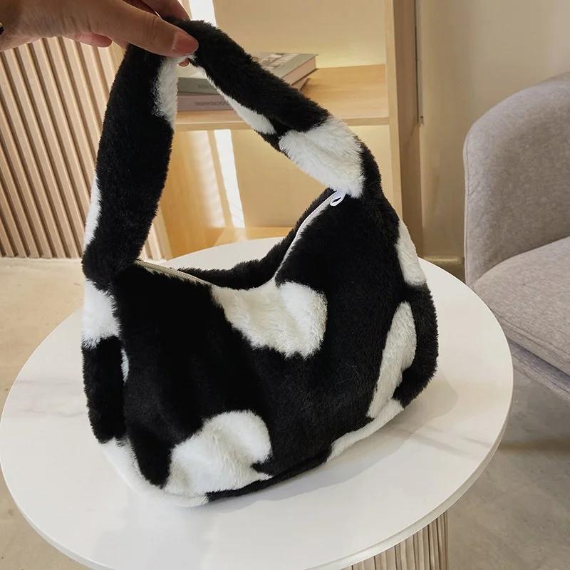1 Pcs Shoulder Bag Simple Personalized Crossbody Bag Popular Texture New Plush Harajuku Style Cow Fashion Foreign Style Plush