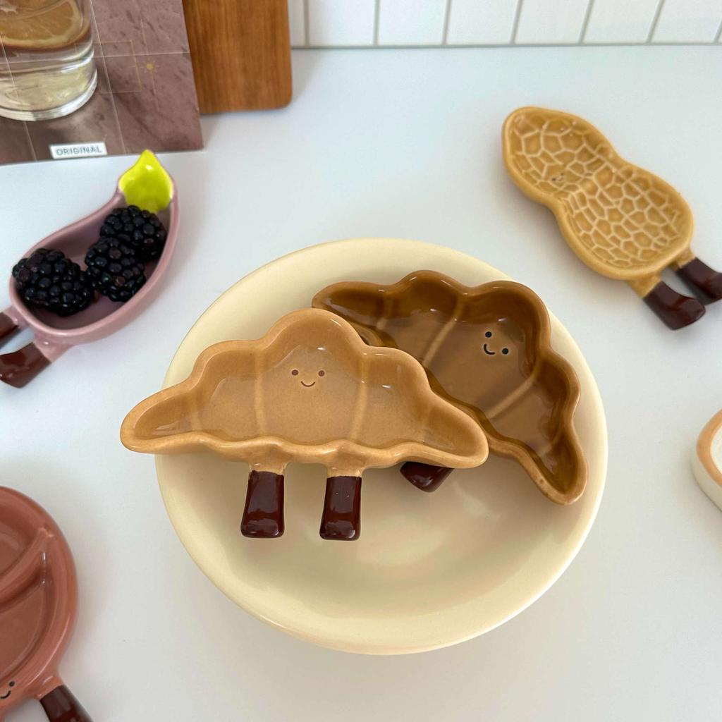 ins style cute bread ceramic taste plate underglaze color side dish plate hot pot seasoning plate soy sauce vinegar plate dipping plate