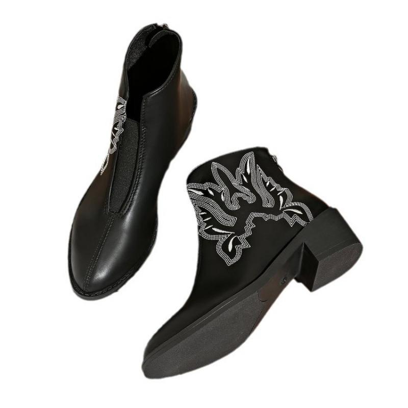 Autumn new embroidery trend short boots wish large size fashion boots women