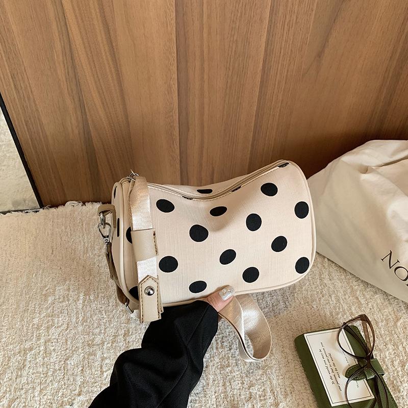 2026 Summer Lightweight Polka Dot Square Shoulder Bag - Stylish & Simple Design