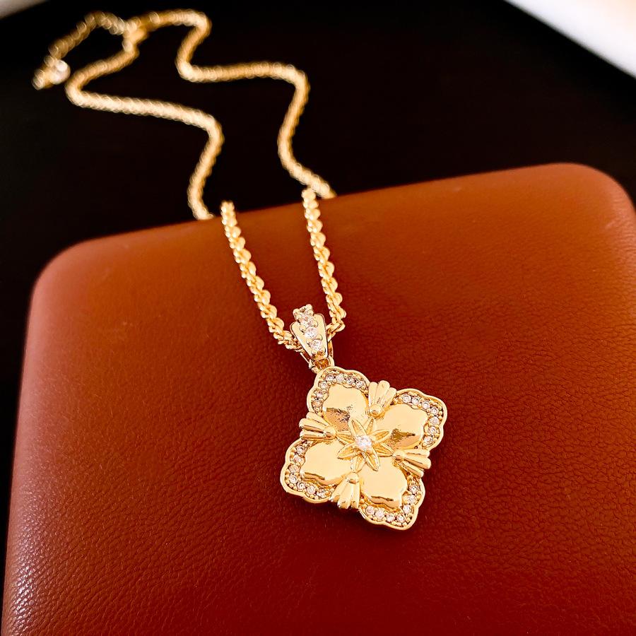 18K Real Gold Zircon Rhombus Flower Necklace Collarbone Chain Jewelry Women s Necklace