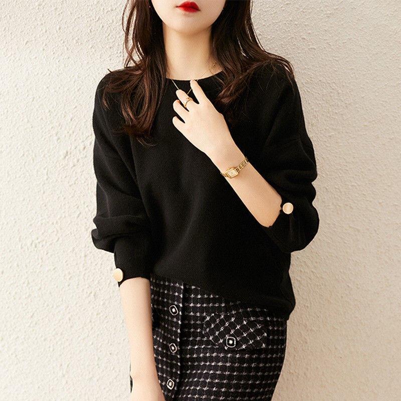 Retro Red Women's Knit Long Sleeve Top - Autumn/Winter Korean Style, Loose Round Neck Sweater