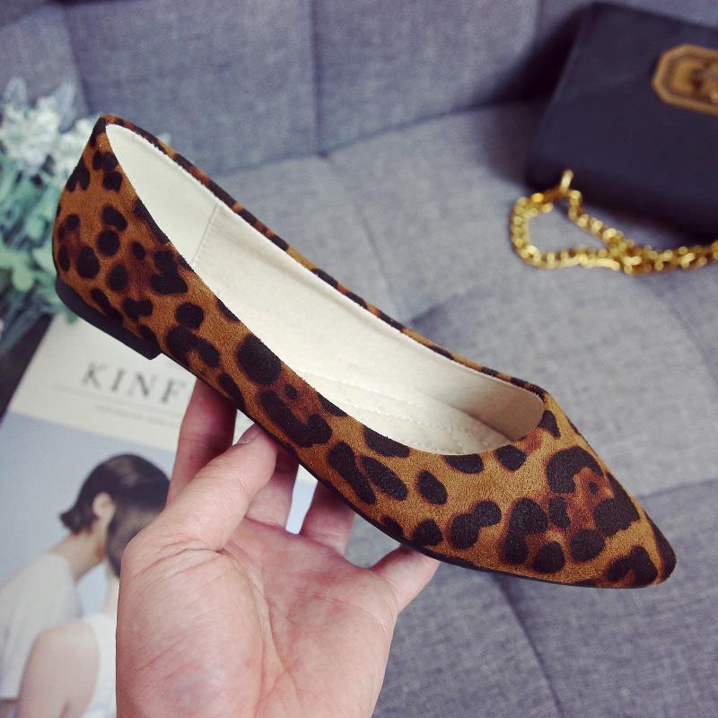 Fashion Leopard Shoes Women Flats Woman Casual Shoes Pointe Toe Spring Summer Flat Fashion Ladies Shoes Slip-on Big Size