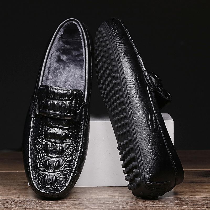 Pravé kožené mokasíny Pánské luxusní mokasíny nazouváky Neformální řidičské boty s kožešinou Zimní zateplené boty Pánské boty na čluny Velikost 38-45