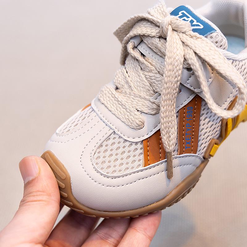 2026 New Kids' German-Style Sports Shoes: Genuine Leather Mesh Surface, Unisex Running Sneakers