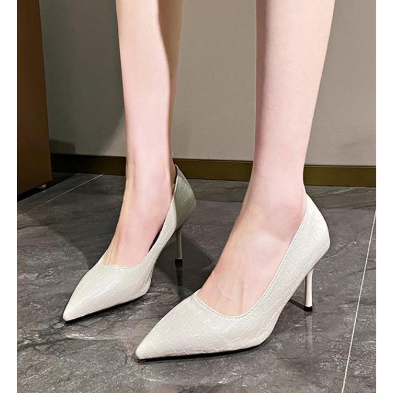 Mode 2025 Été Nouveaux Talons Hauts Pointus Sandales pour Femmes Chaussure Décolletée Décontractée Mode Élégante Robe Escarpins à Talons pour Dames