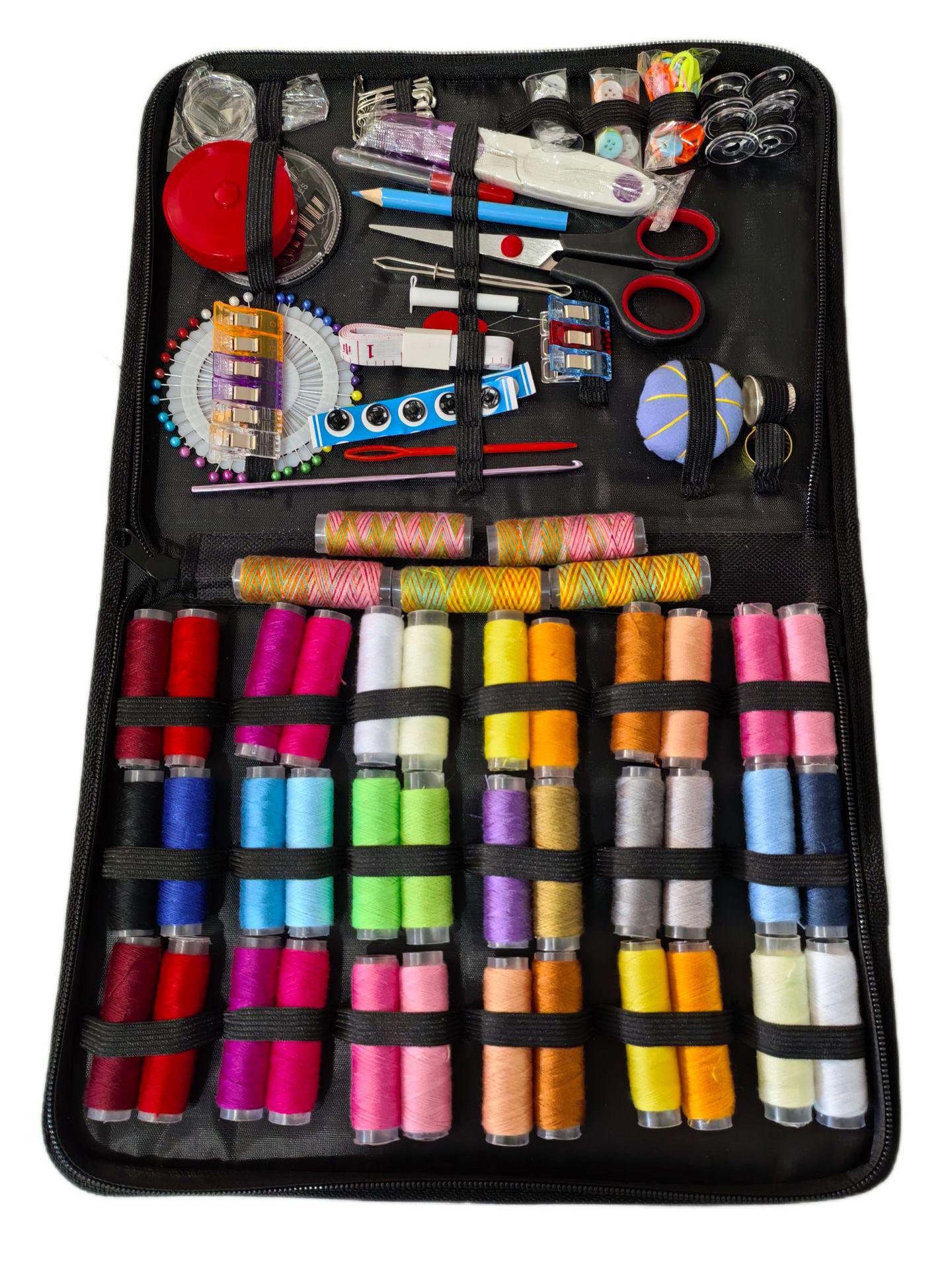 

Портативний швейний набір з 226 предметів: Набір побутових голок, ниток та інструментів