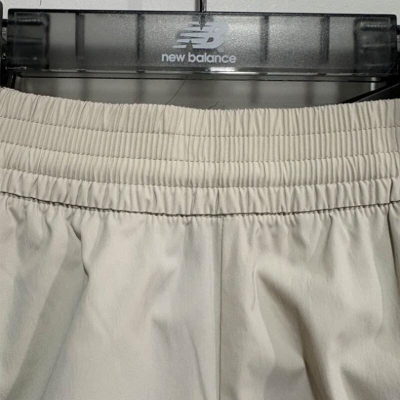 NeW Balance W Frozen Woven 4 Part Shorts nbnvf3W612 Light Beige