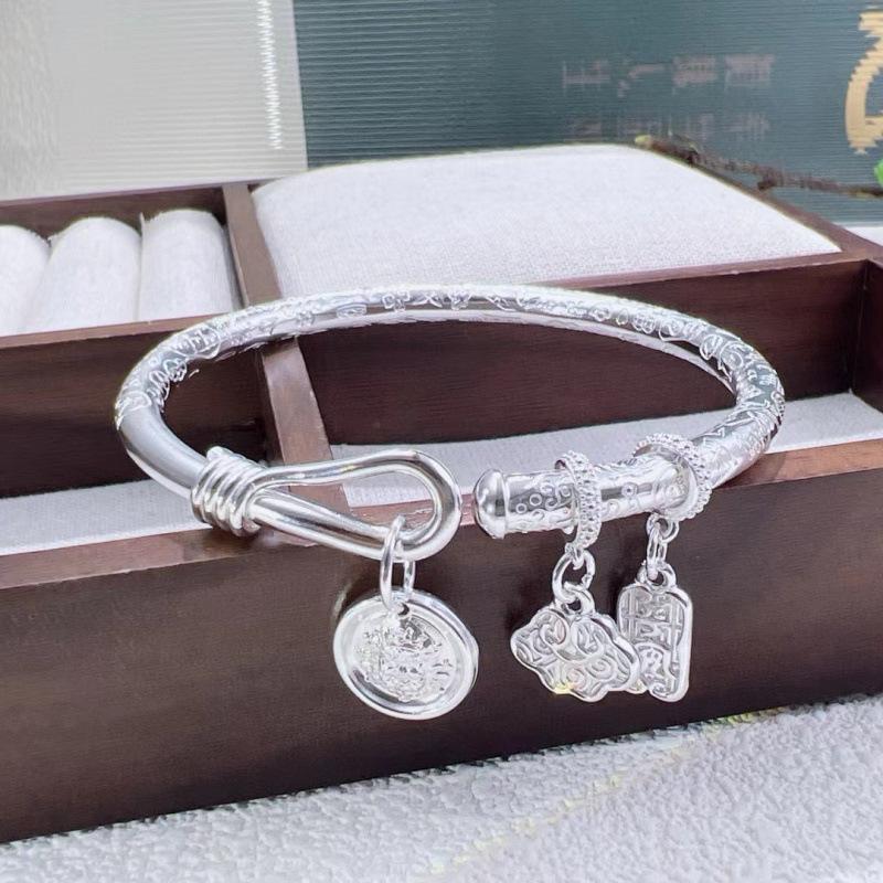 Retro round stick, auspicious, fashionable and versatile, Ruyi Ping An Huang Caishen, new Chinese-style tag, curling tail opening bracelet gift