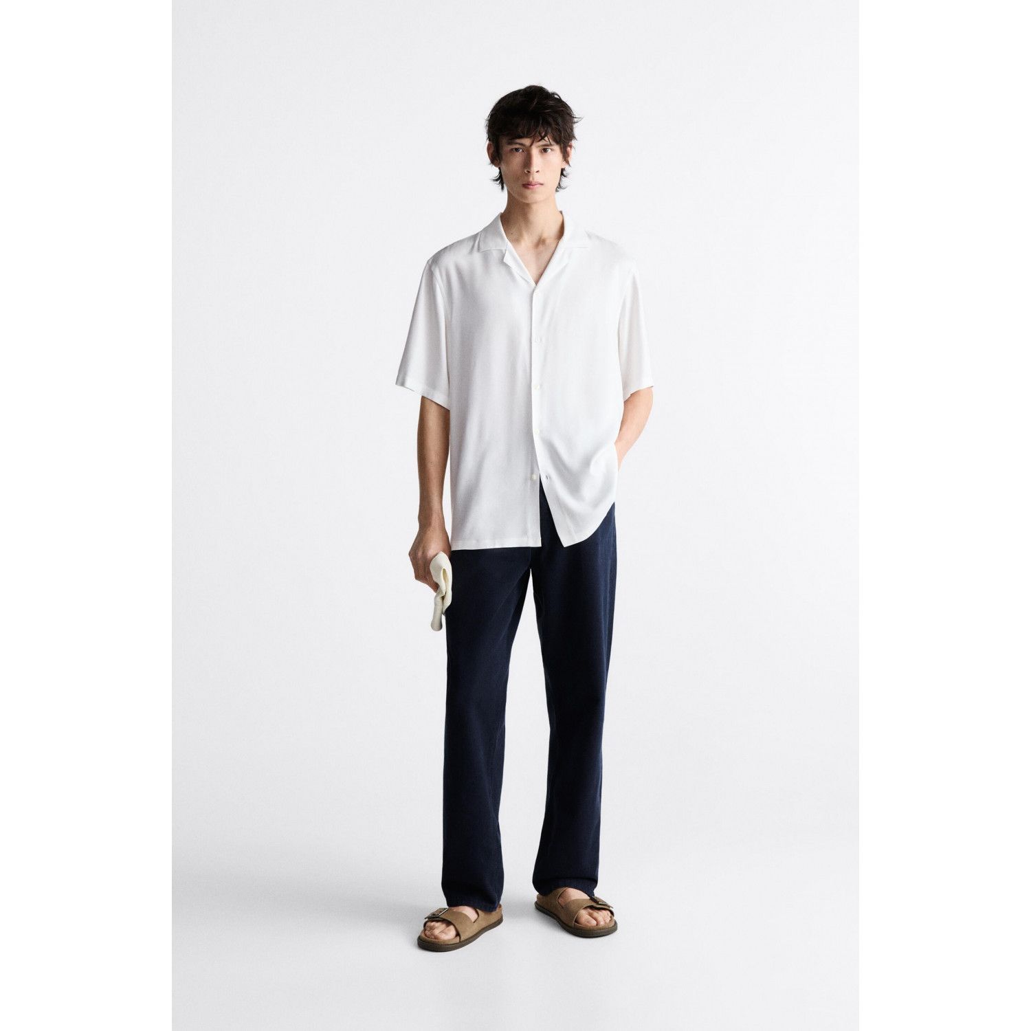 

TEXTURED VISCOSE SHIRT