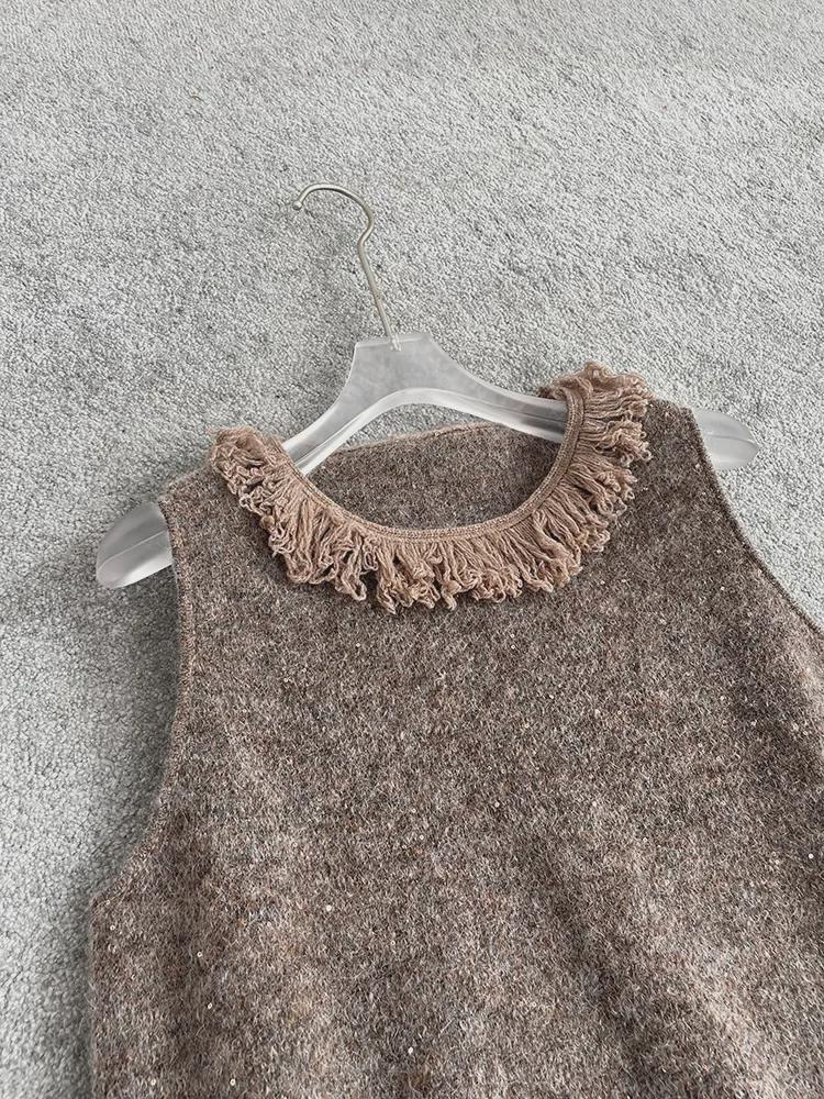 Pletená vesta Podzim & Zima 2024: 30% Mohér, 25% Vlna se střapci