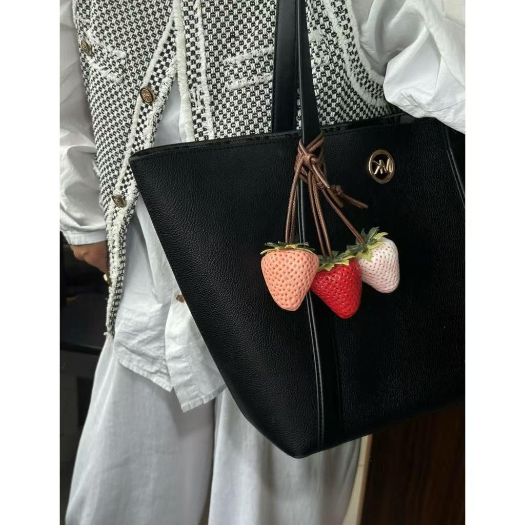 Strawberry Resin Pendant: Cute 3D Fruit Keychain & Bag Ornament.