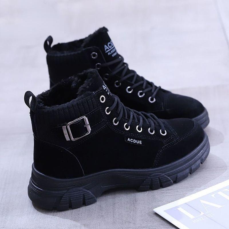 

Модные короткие зимние ботинки-бочонки, женская обувь на платформе, высококачественные корейские ботинки из кожи и меха, женская обувь черного цвета, теплая, массивная, зима 2024 г. 40 чёрный