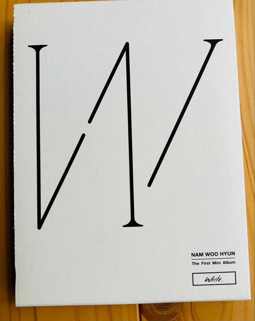 

[USED] INFINITE Woohyun Write...