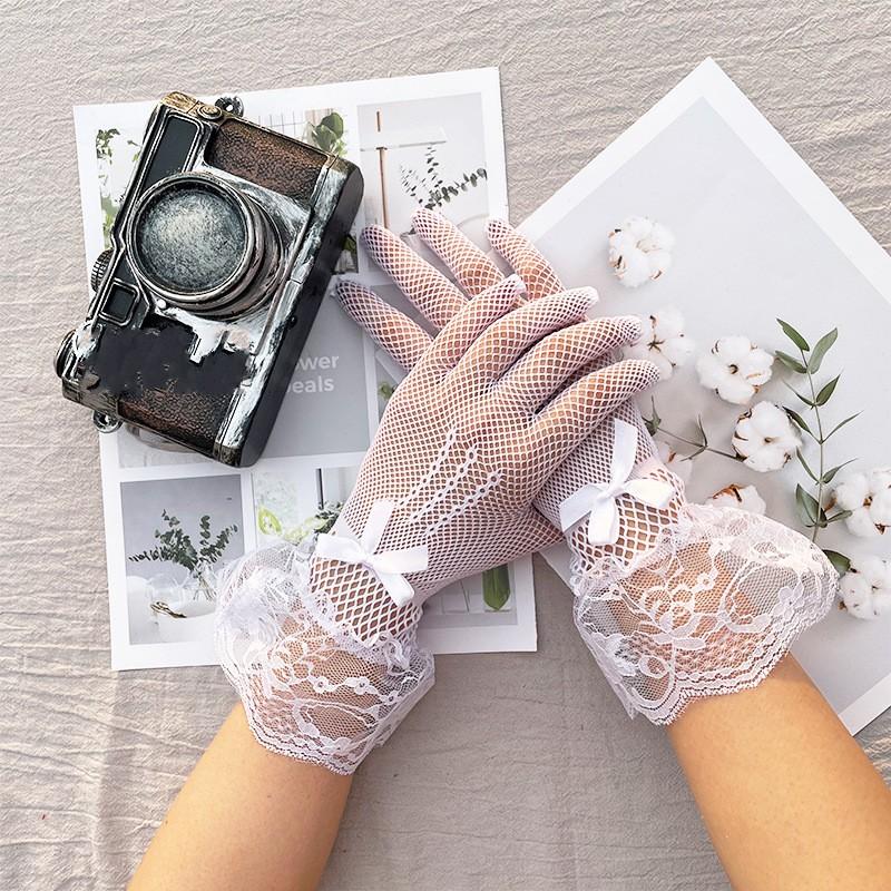 Sheer Lace Hollow Out Mesh Gloves Ultra Thin Stretchy Soft Full Finger Women's Gloves for Wedding Ceremony Event Black White