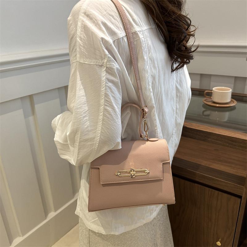 Stylish Women's Small Square Handbag In Chic Colors Ideal For Autumn Fashion Trends