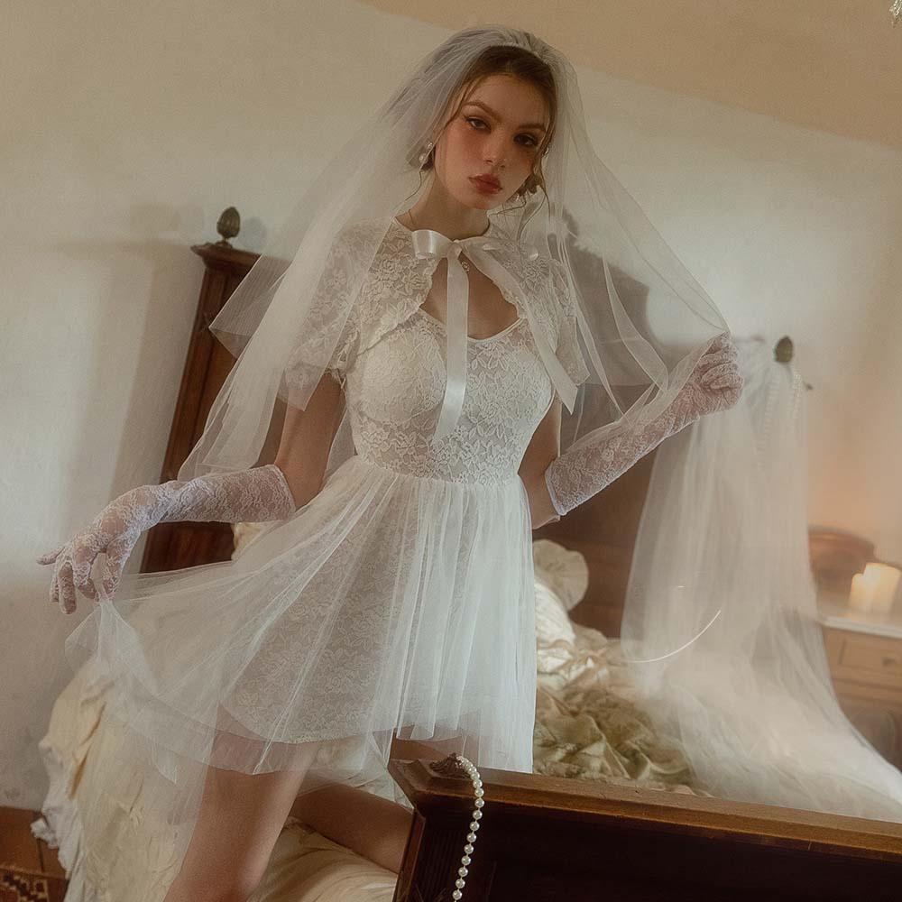 Camisola de Noiva Retro de Seda: Traje de Role Play de Casamento com Malha de Camada Dupla