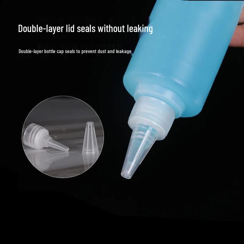 PE Pointed Nozzle Squeeze Bottle
