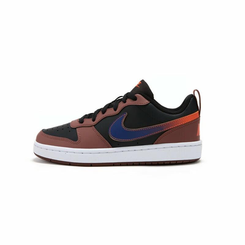 Nike Women s COURT Low-Top Sneakers 38