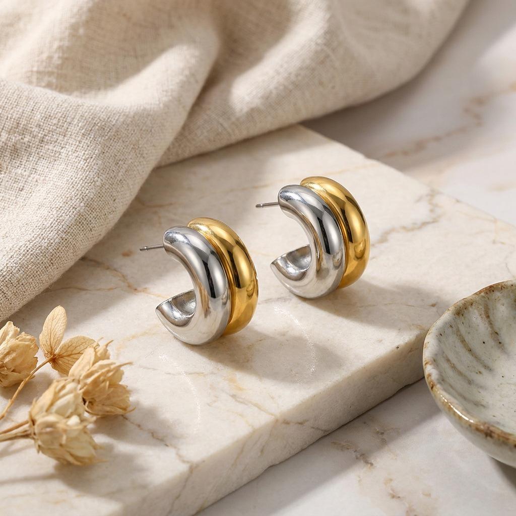 INSSGG Premium Gold & Silver C-Shape Double Layer Earrings - Elegant European & American Style Light Luxury Niche Accessories