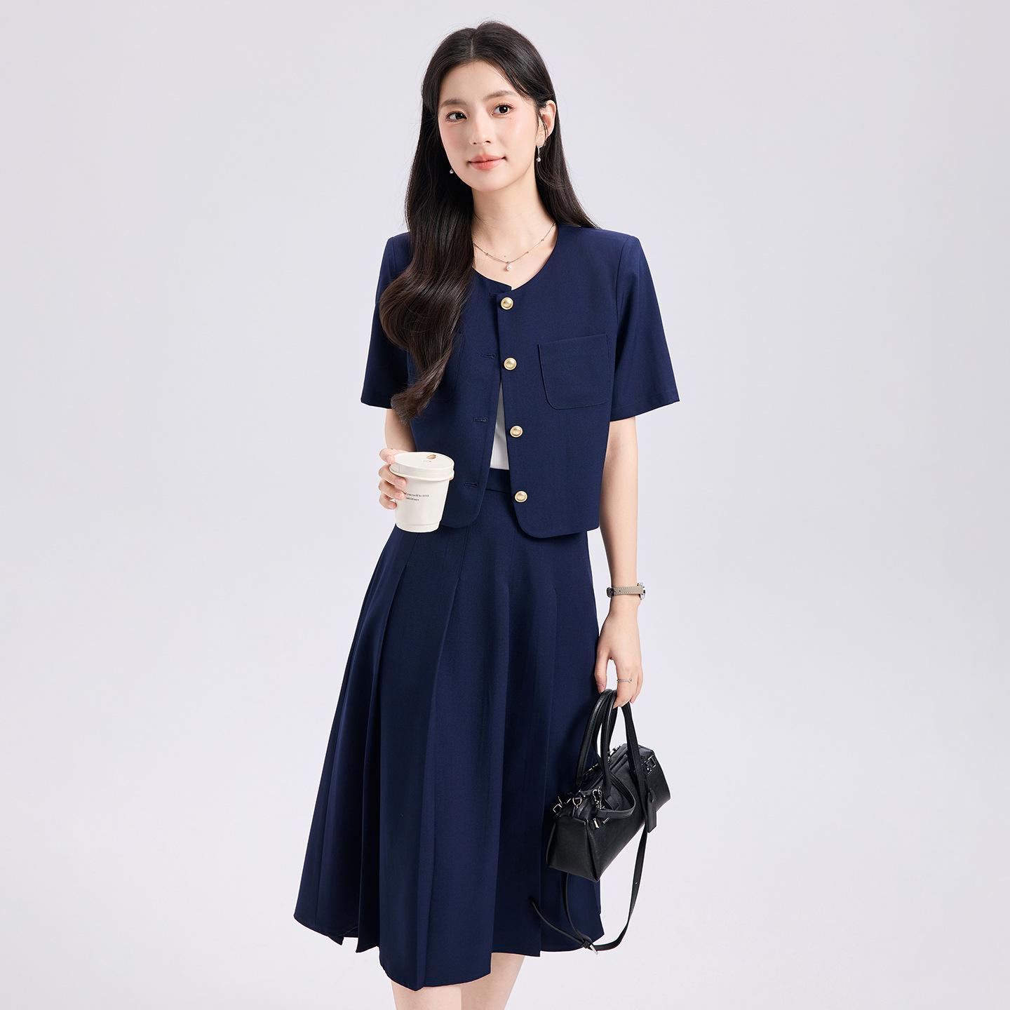 Women s Summer Commute Suit: Petite Short Sleeve Round Neck Jacket with Skirt XXL