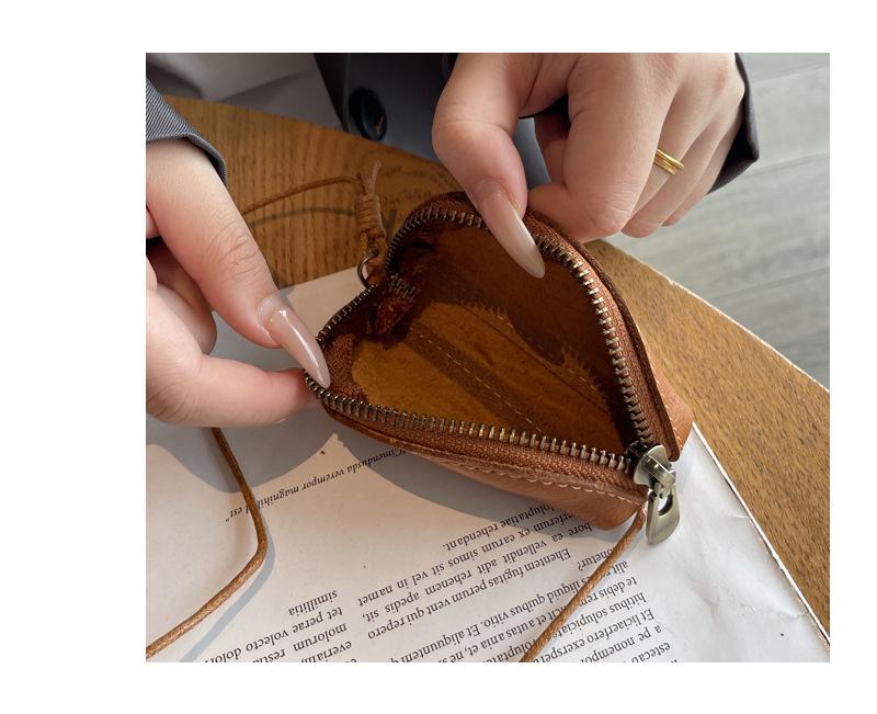 Vegetable-Tanned Leather Kisslock Mini Coin Purse - Versatile Neck-Hanging Dumpling-Shaped Wallet