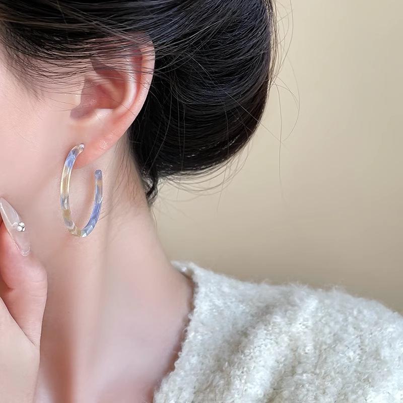 Spicy Girl Vibe: 2025 Sweet & Cool Niche Tassel Earrings - Chic & Slimming Long Design