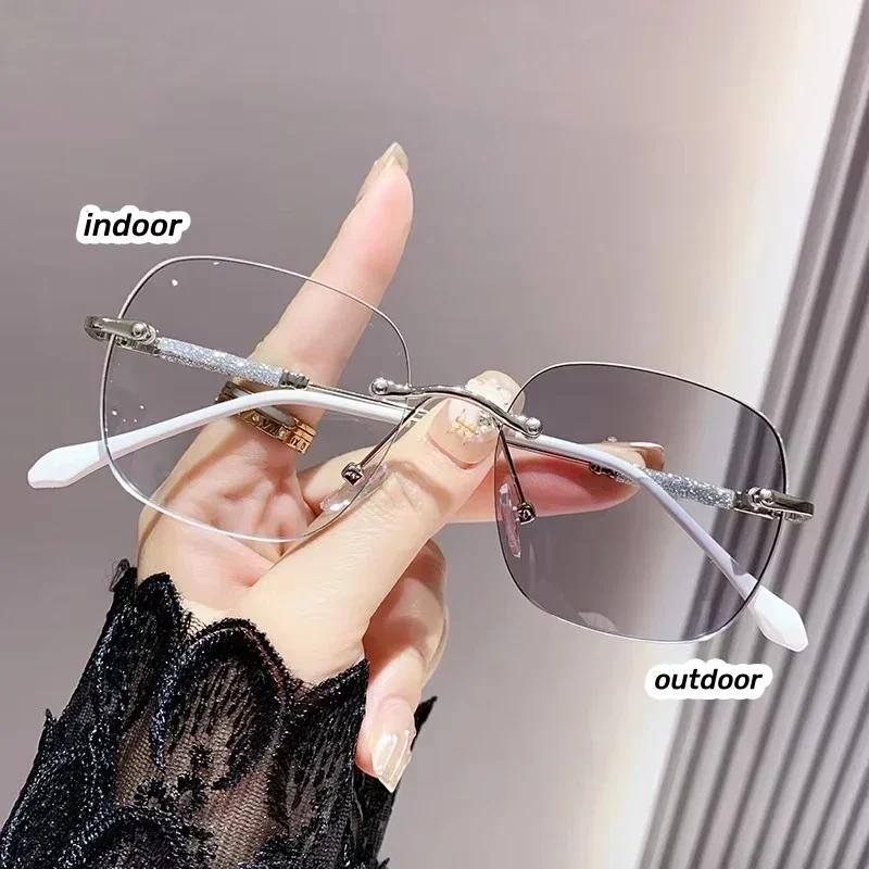 

Unisex Trendy Latest Photochromic Lens Reading Eyeglasses Classic Anti-blue Light HD Lenses Ultra-lightweight Presbyopic Eyeglasses 0 To +4.0 3