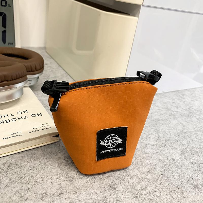 

Change bag, women s tofu mini multi-purpose key bag, men s trendy brand pendant, sports mobile phone small satchel. оранжевый