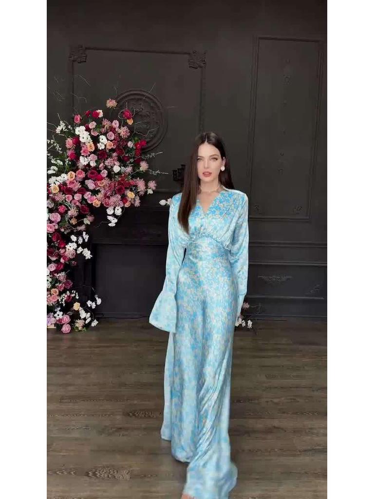 Elegant Long Sleeve V-Neck Dress - Beautiful, Sexy, Smooth, European and American Style (2025 Collection)