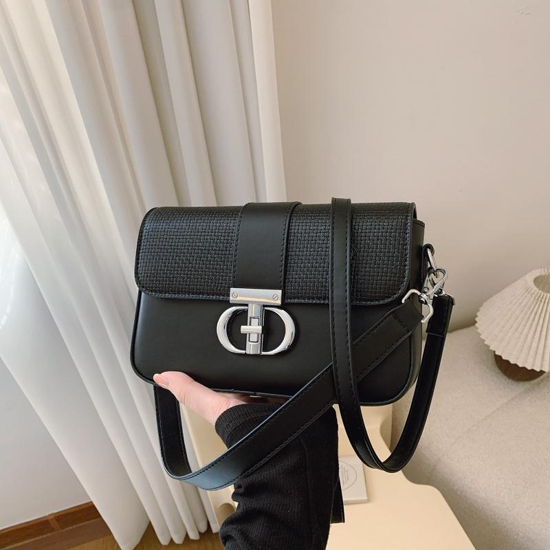 

Сумка высокой ценности женская весна-лето новая универсальная маленькая квадратная сумка повседневная на плечо модная сумка-мессенджер one size fits all чёрный