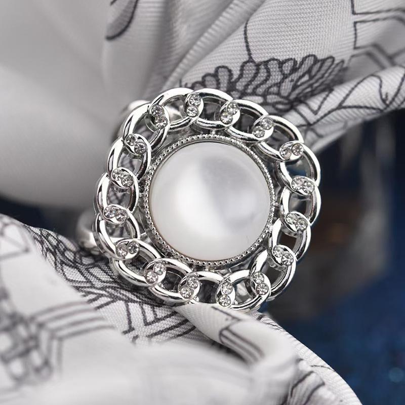 Neue Kamelien-Seidenschalschnalle, französische Retro-Perlenschalschnalle, quadratische Ringschnalle, orangefarbene Kristallschalschnalle für Frauen