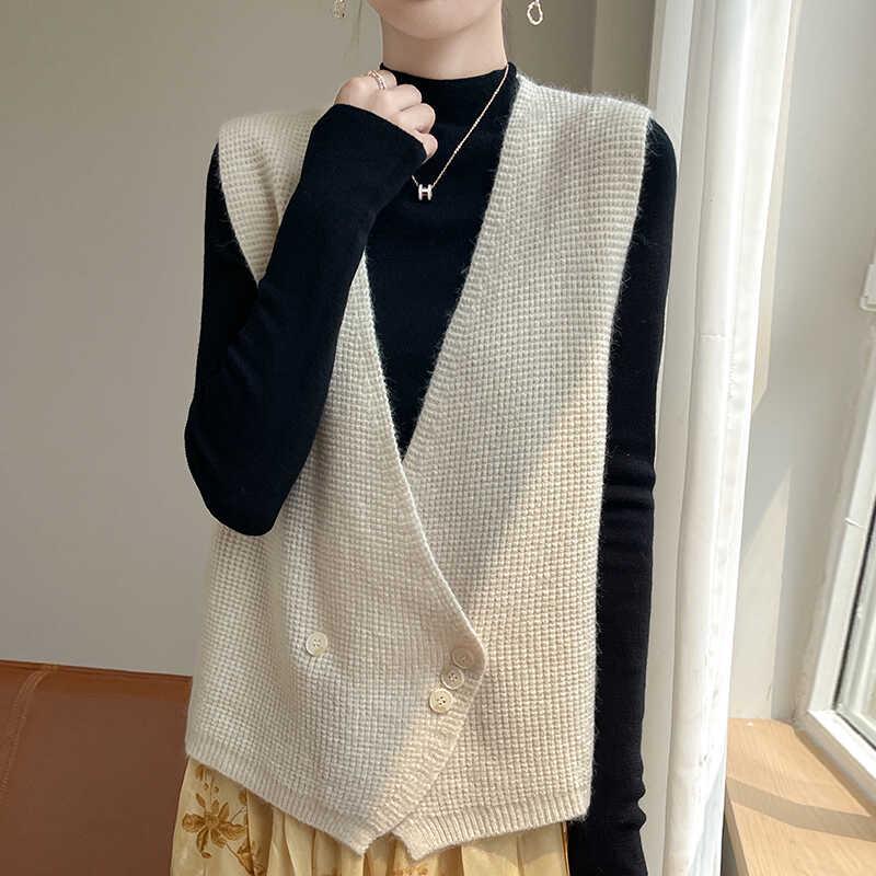 High-End Autumn Cross Placket Wool Cardigan Vest